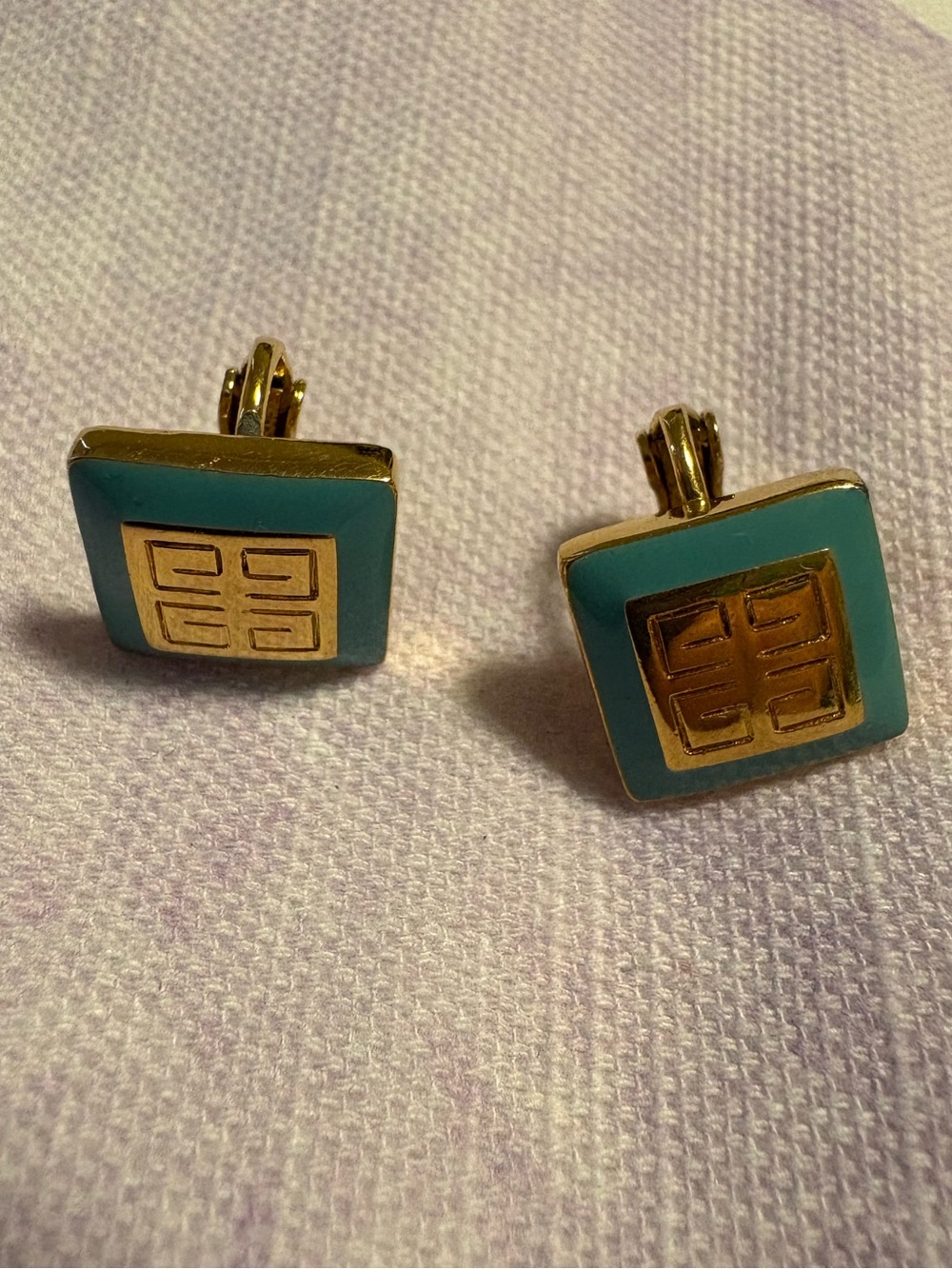 Givenchy Vintage Earrings Turquoise Blue & Gold Tone Clips signed 1981 - Picture 4 of 5
